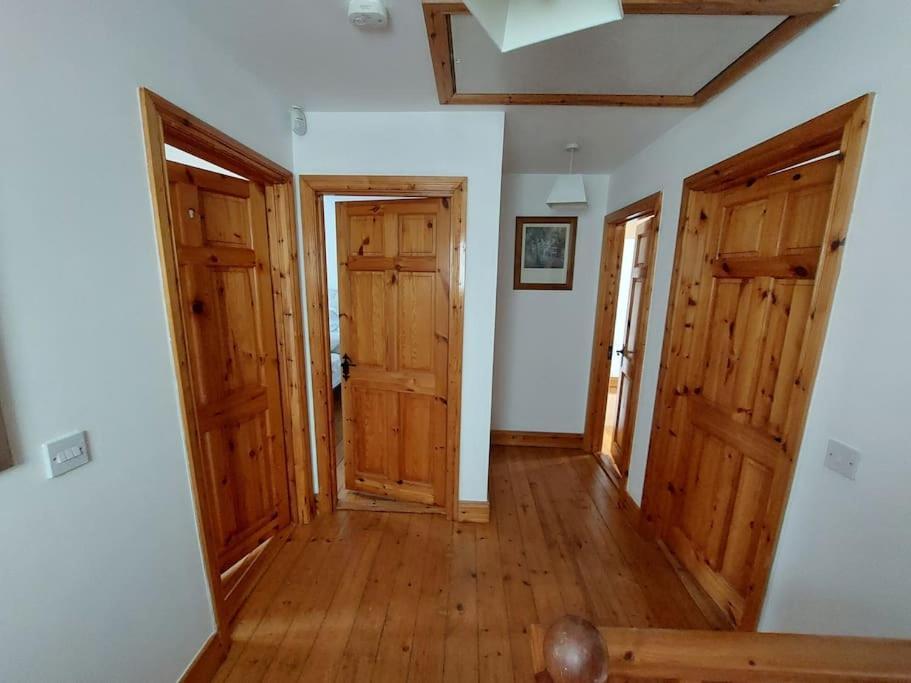 Вилла 3 Bed Semi-Detached House In A Quite Estate Bruff Экстерьер фото